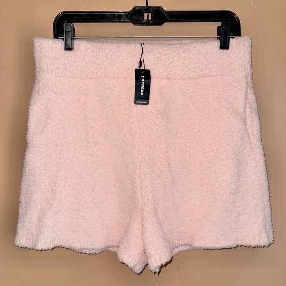Express Blush Pink Faux Fur Sherpa Shorts - Size Medium NWT - Picture 1 of 8